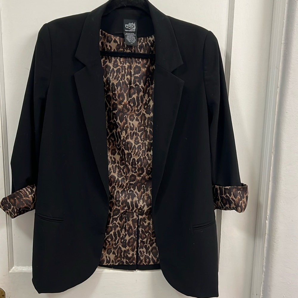 THX leopard and black blazer.